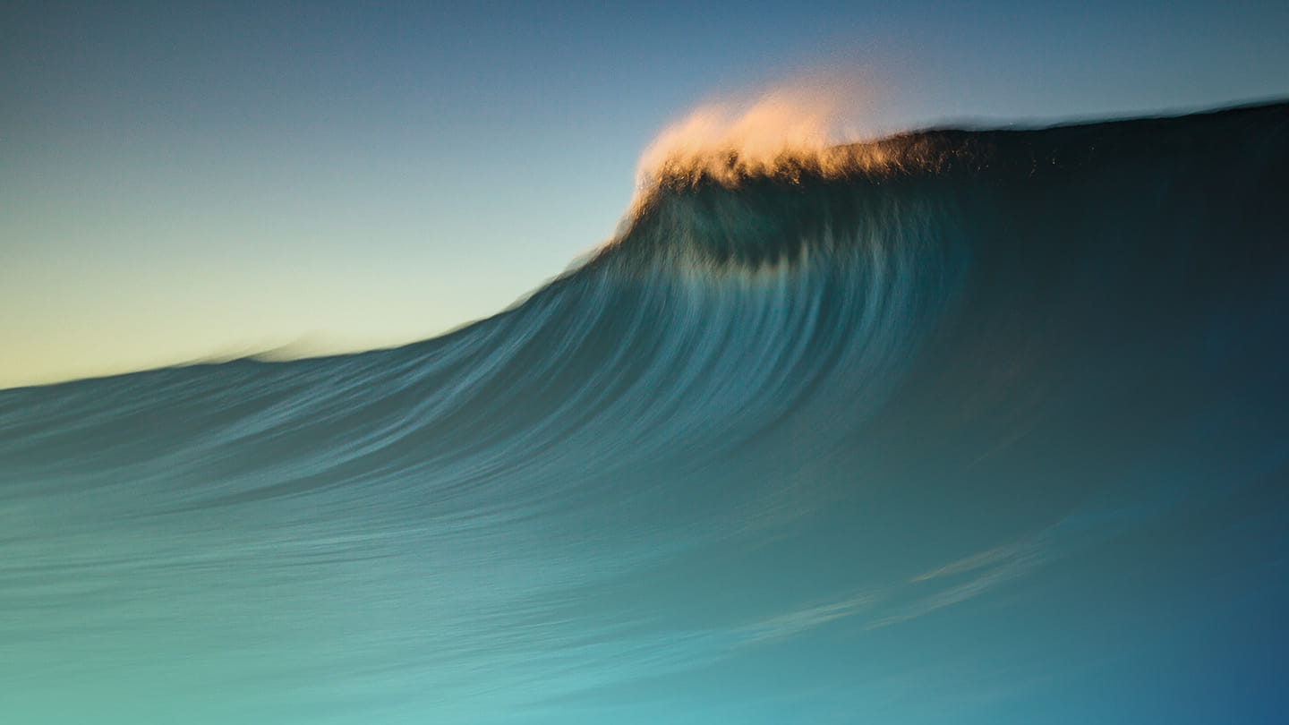 Wave coming from the right J2Z