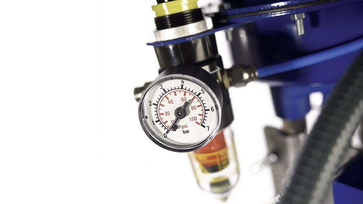 Filter regulator installation