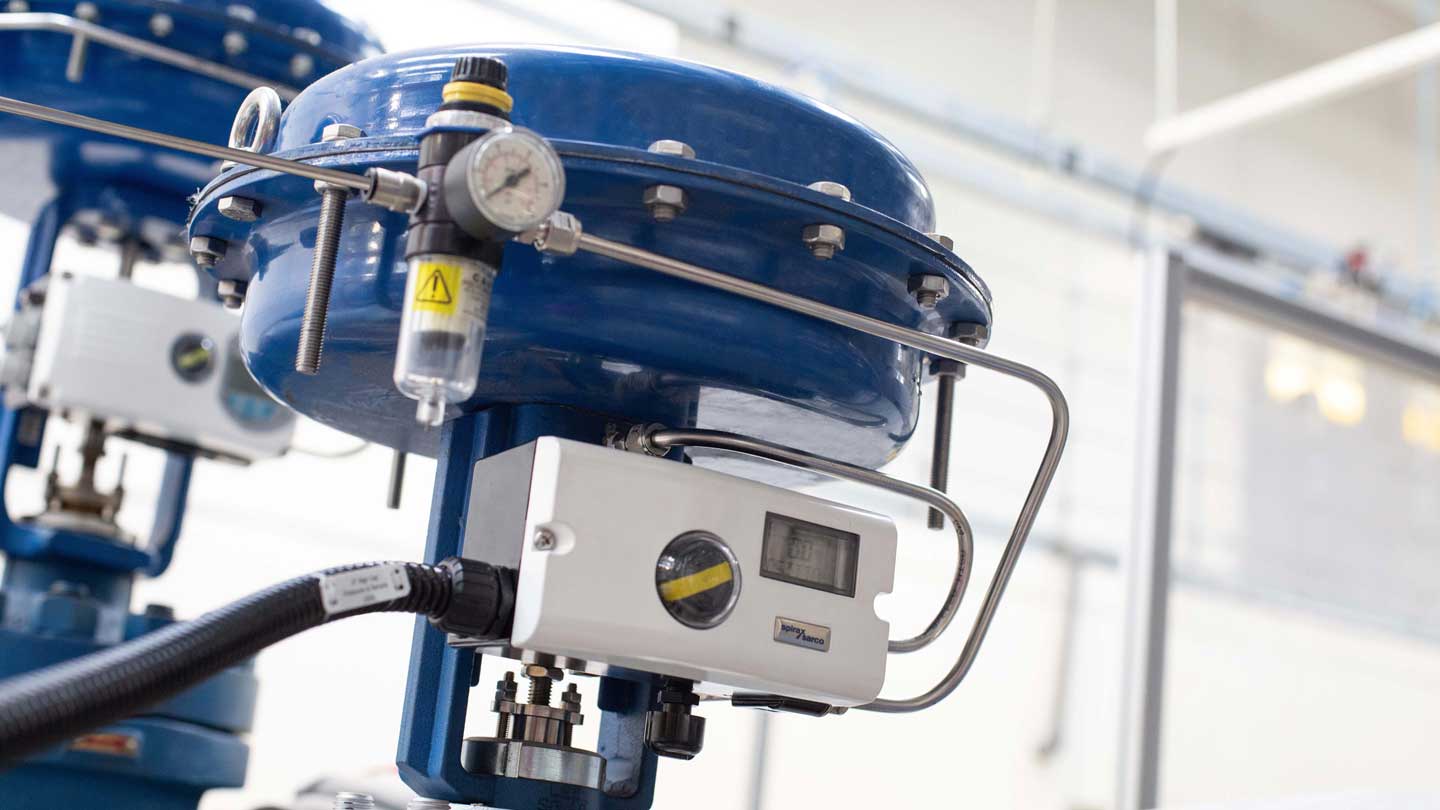 Spiratrol control valve with SP7 positioner