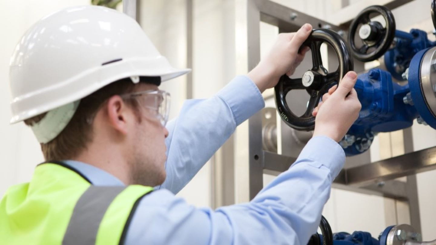 Bellows Sealed Stop Valve Installation