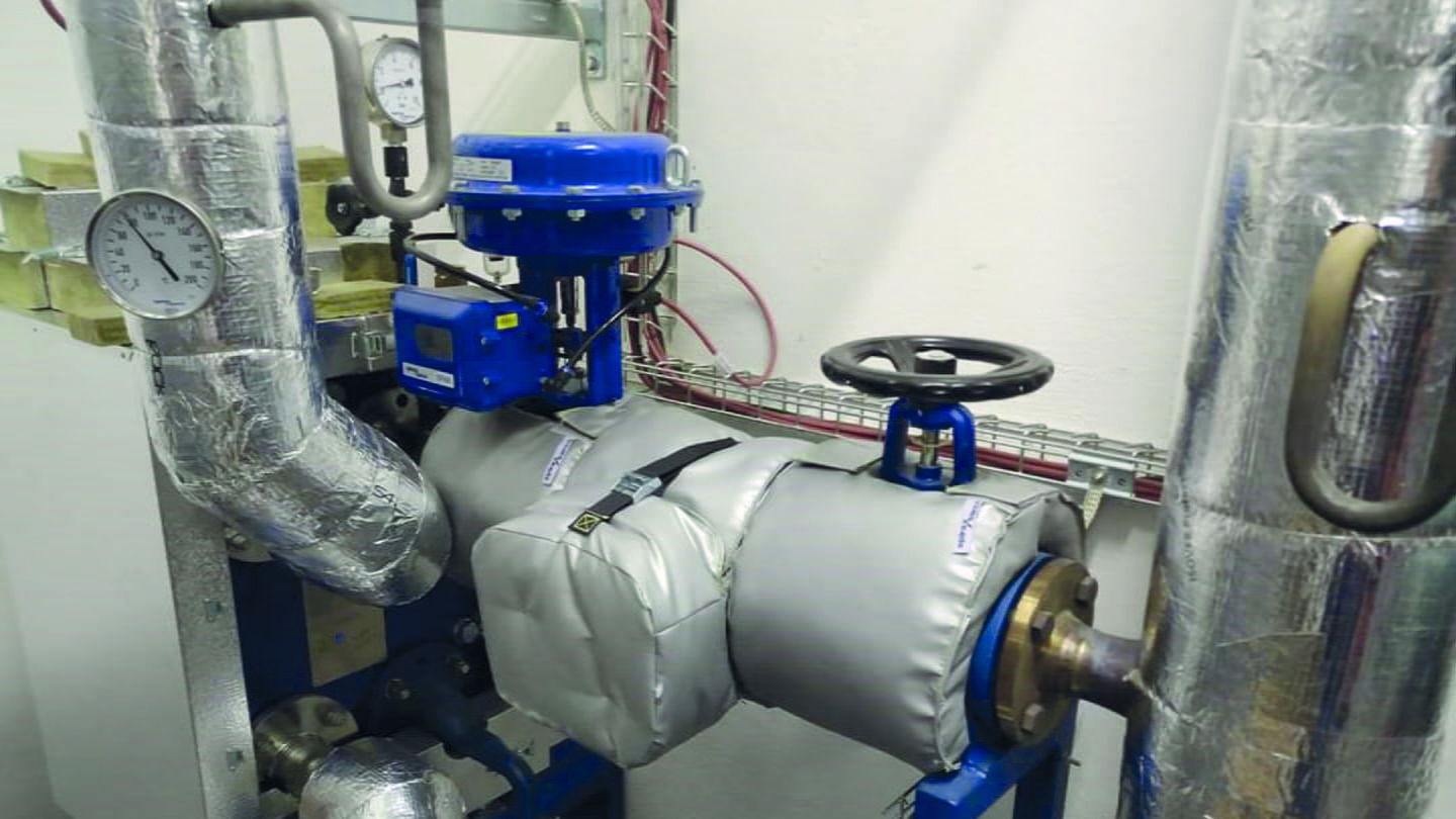 Gedämmtes Absperrventil, Schmutzfänger und Regelventil