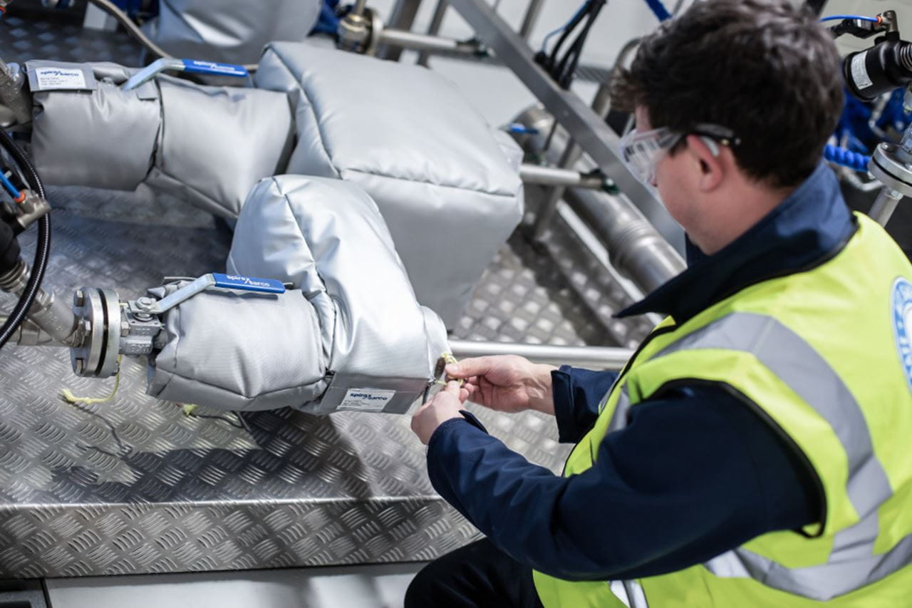 Camisas de aislamiento para vapor en plantas de bebidas